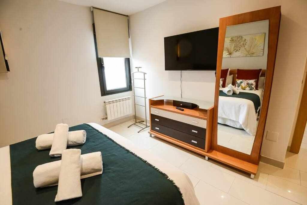 Ferienwohnung Sientete Como En Casa En Apartamento Padre Isla León Exterior foto