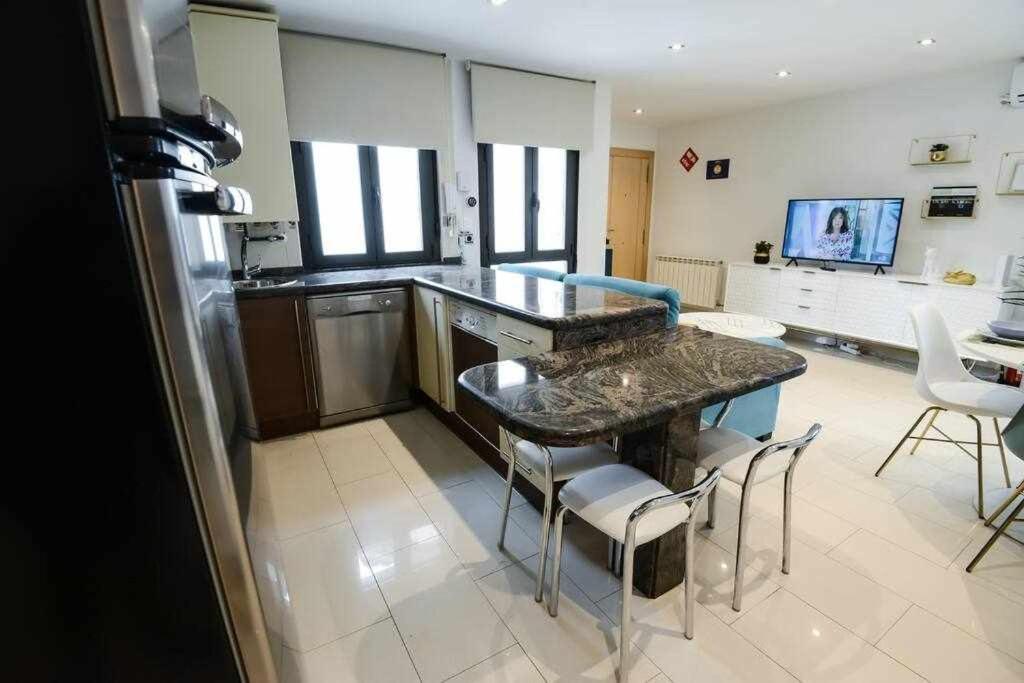 Ferienwohnung Sientete Como En Casa En Apartamento Padre Isla León Exterior foto